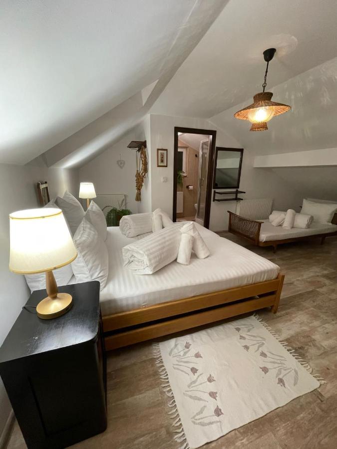 Apartament Yannis Daire Alba Iulia Dış mekan fotoğraf