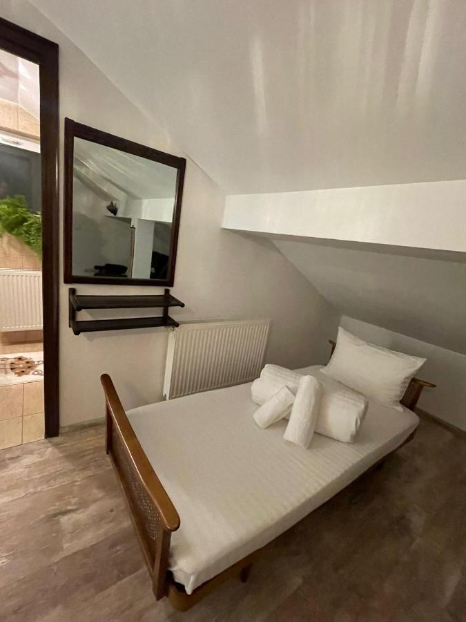 Apartament Yannis Daire Alba Iulia Dış mekan fotoğraf